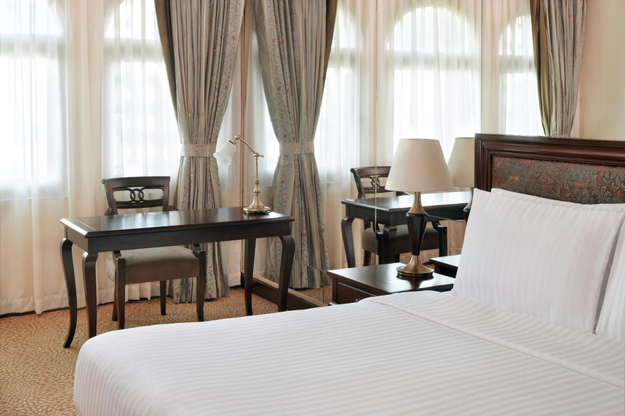 Moevenpick Hotel Karachi Esterno foto